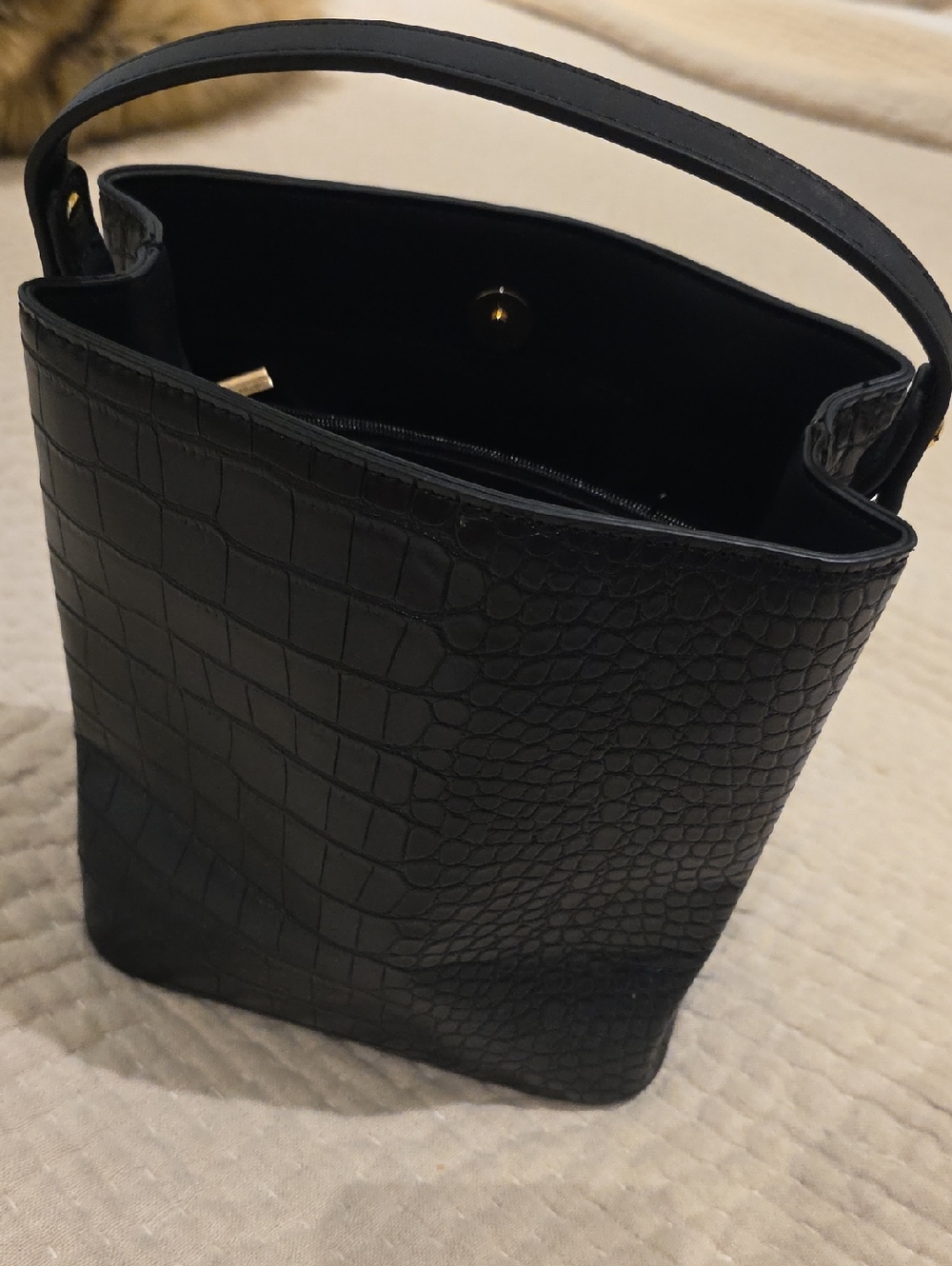 Black Bucket Bag (Without Crossbody Strap) (Never Used)
